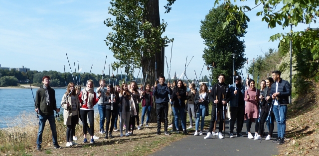 Nordic-Walking-Sticks im StFA-Unterricht Nordic-Walking-Sticks im StFA-Unterricht